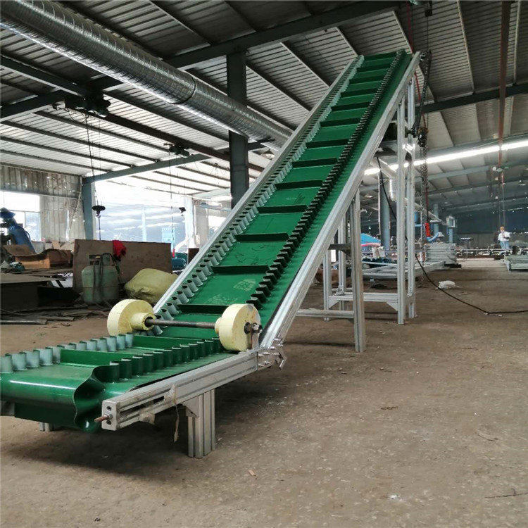 濟南Z型裙邊皮帶輸送機